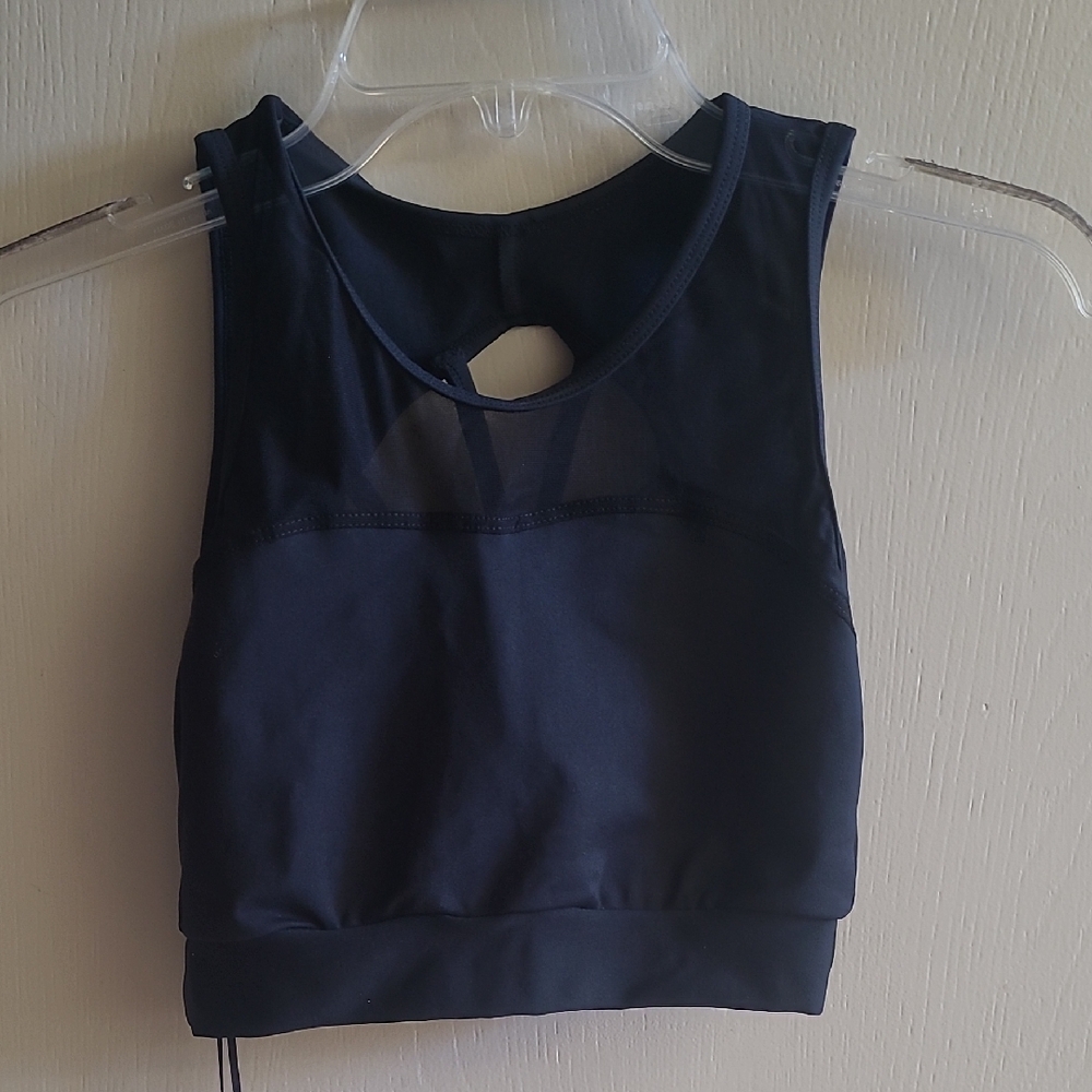 NEW Bodyism Charlotte Cross Strap Sports Bra Black Sz M